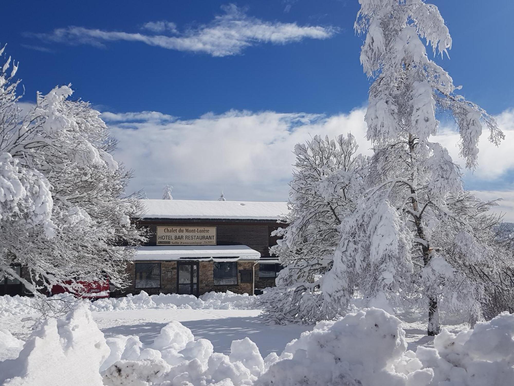 Chalet Hotel Du Mont Lozere Cubieres Exteriör bild